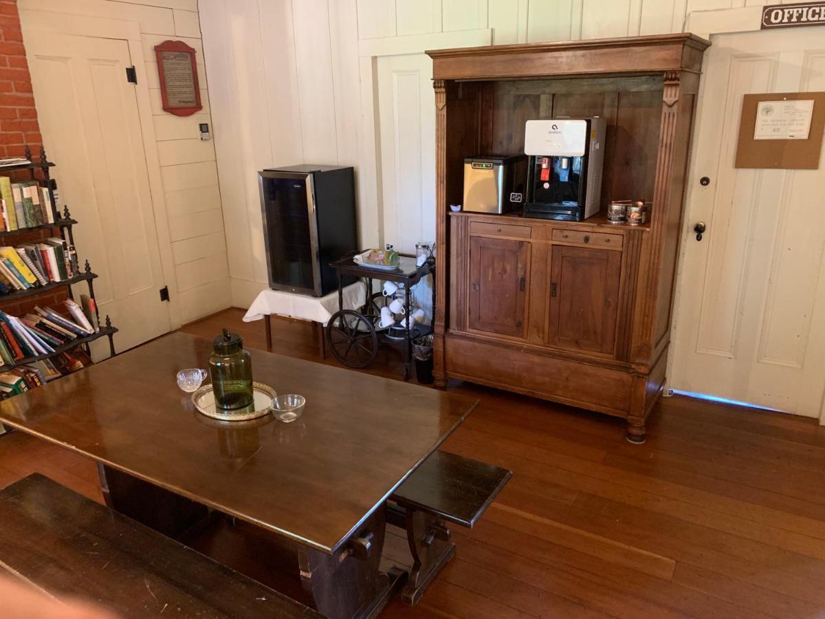 Wolf Creek Inn & Tavern 外观 照片
